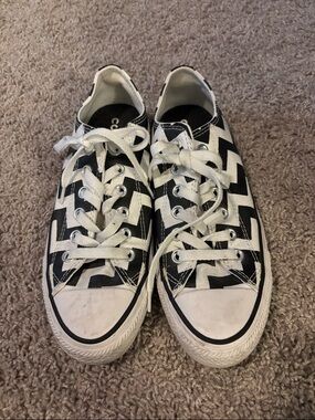 Converse Zigzag Canvas Sneakers